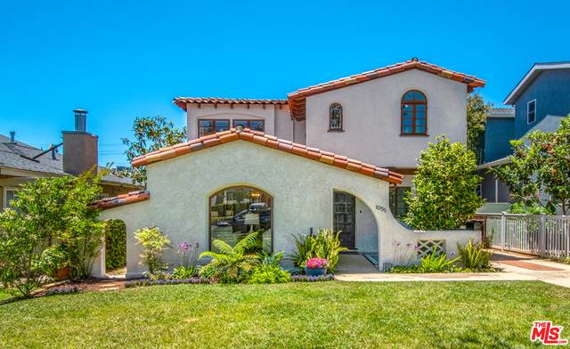 1055 Hartzell St, Pacific Palisades, CA 90272