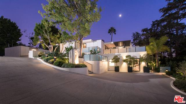 920 Foothill Rd, Beverly Hills, CA 90210