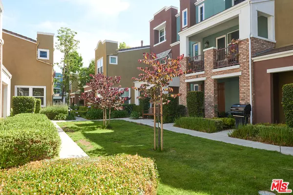 544 N Chardonnay Dr, Covina, CA 91723