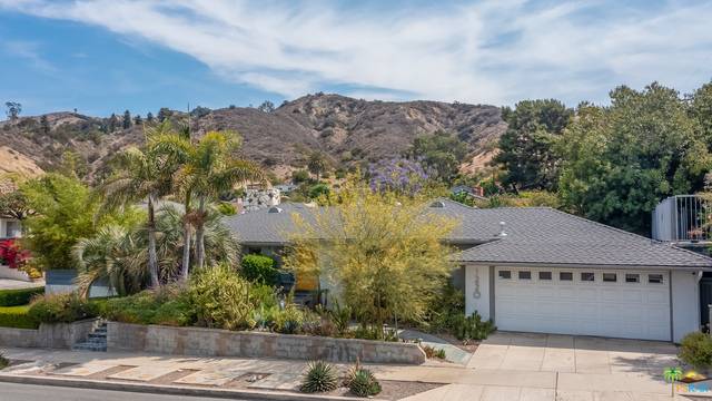 1220 N Bel Aire Dr, Burbank, CA 91504