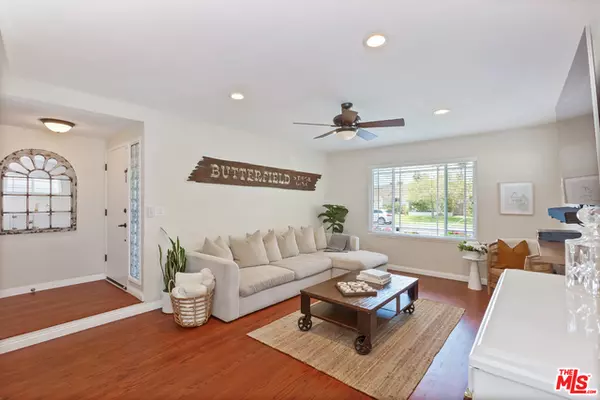 Huntington Beach, CA 92649,17372 Breda Ln