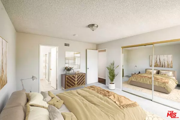 Simi Valley, CA 93065,939 Erringer Rd