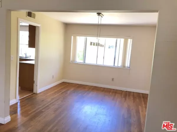 Huntington Beach, CA 92647,6851 Laurelhurst Dr