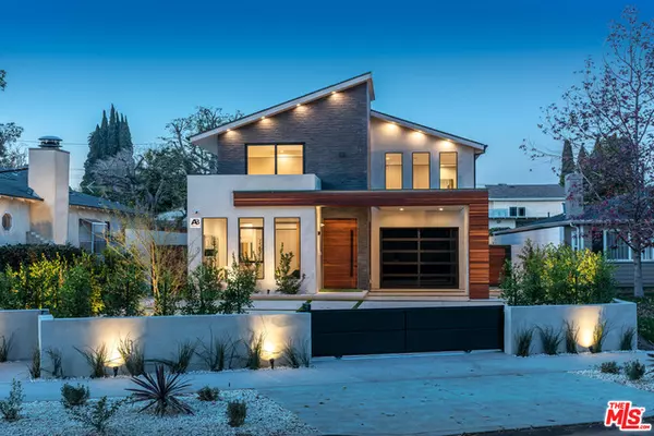 10673 Valleyheart Dr, Studio City, CA 91604