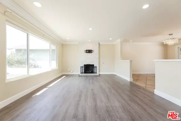 Huntington Beach, CA 92647,6701 Melbourne Dr