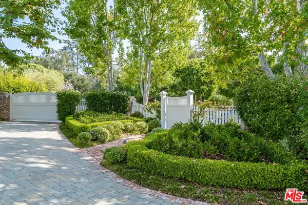 Los Angeles, CA 90049,441 N Cliffwood Ave
