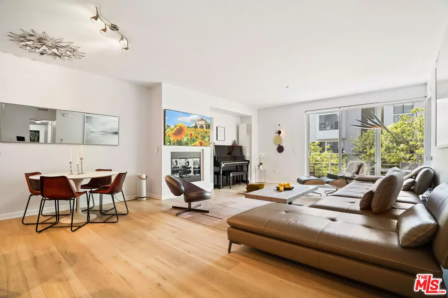 111 S DeLacey Ave #205, Pasadena, CA 91105