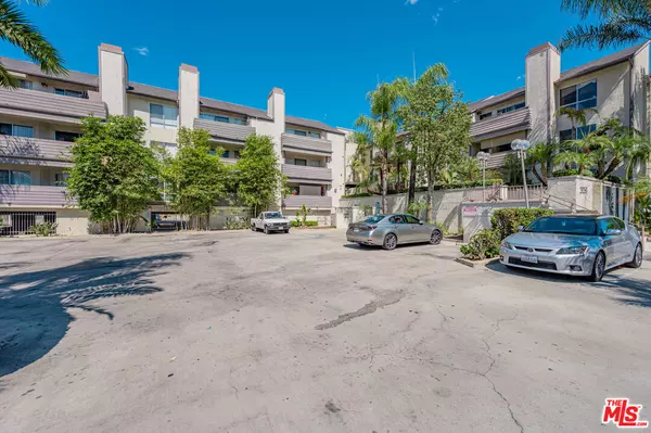 Winnetka, CA 91306,20253 Keswick St #209