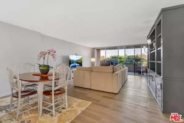 Marina Del Rey, CA 90292,4337 Marina City Drive #141