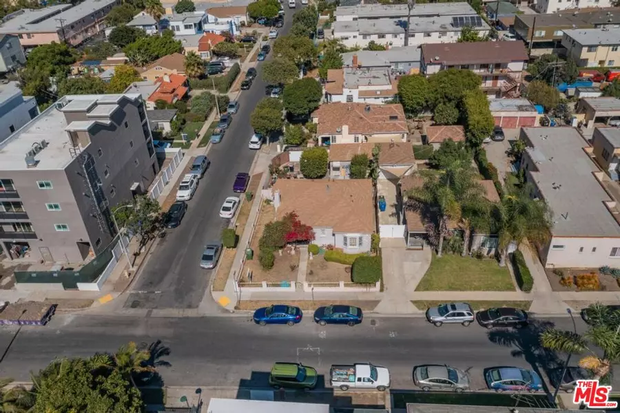 8621 Olin St, Los Angeles, CA 90034
