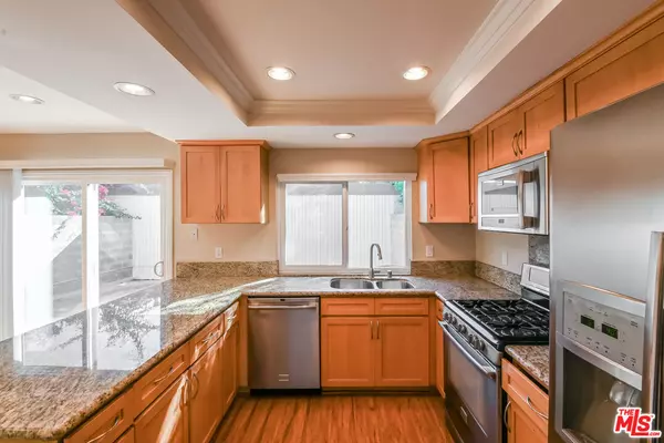 Cerritos, CA 90703,16039 Hiddenridge Ln