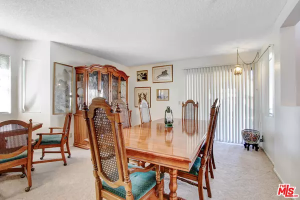 Lancaster, CA 93536,43321 Cottage Lane