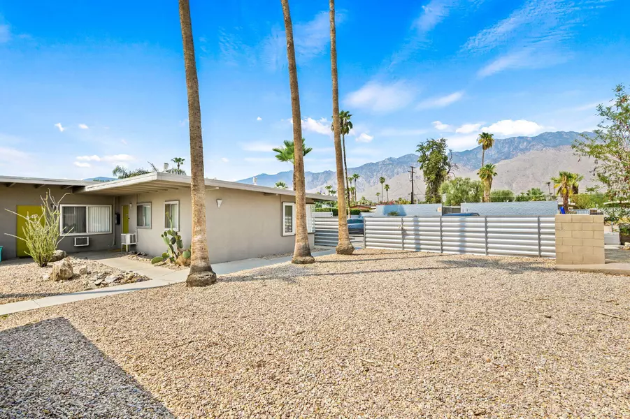 S DR, Palm Springs, CA 92264