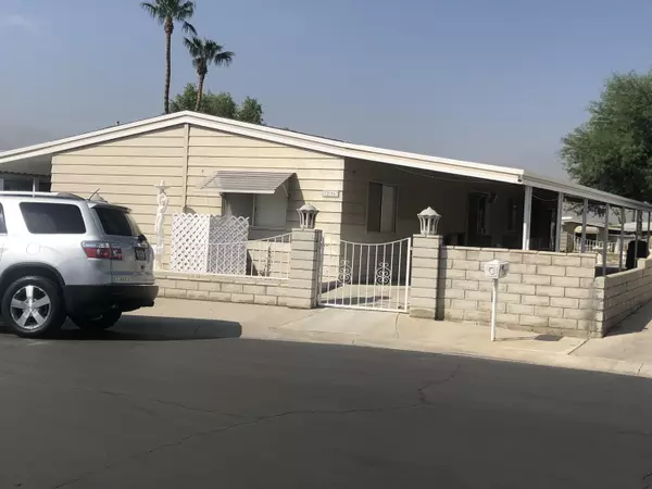 Palm Desert, CA 92260,72967 Cabazon Peak DR