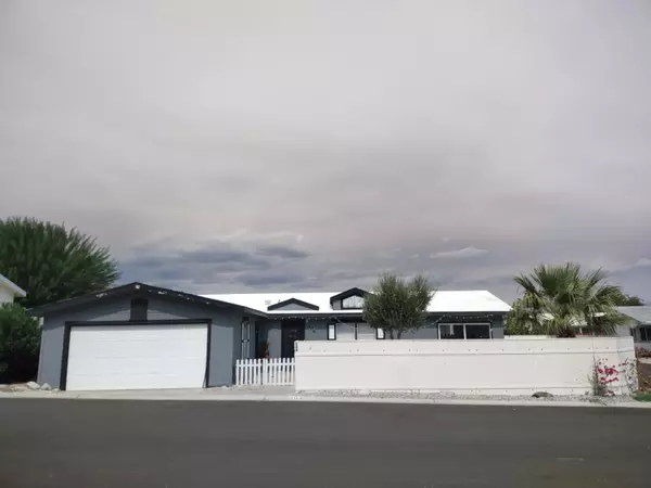 Palm Springs, CA 92262,22840 Sterling AVE #104