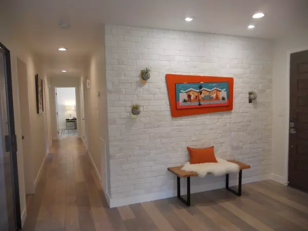 Palm Desert, CA 92260,117 Juan CIR