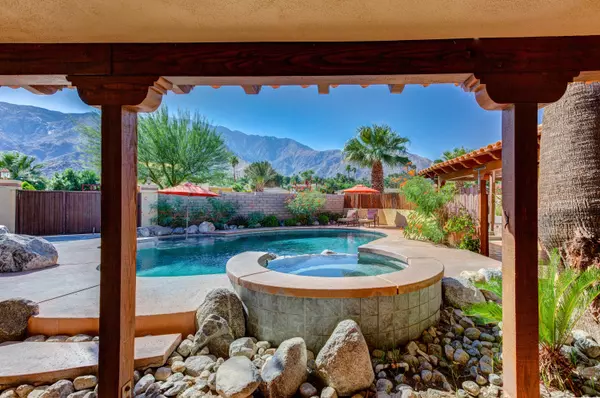 2336 N Girasol AVE, Palm Springs, CA 92262