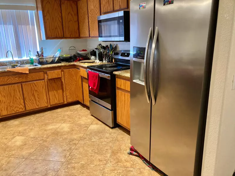 1291 Black Sea AVE, Thermal, CA 92274