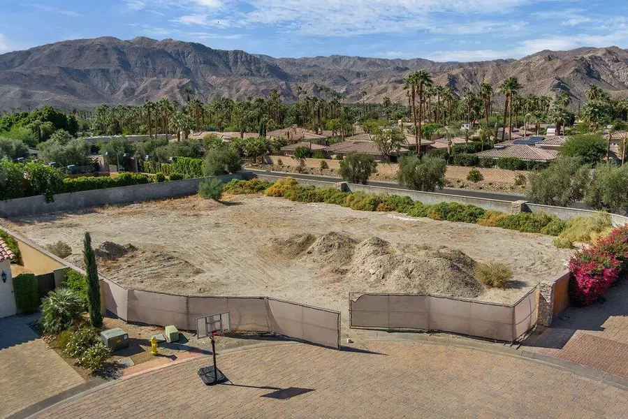 4 Via Peruguia, Rancho Mirage, CA 92270