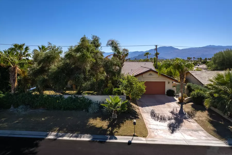 79825 Kingston DR, Bermuda Dunes, CA 92203