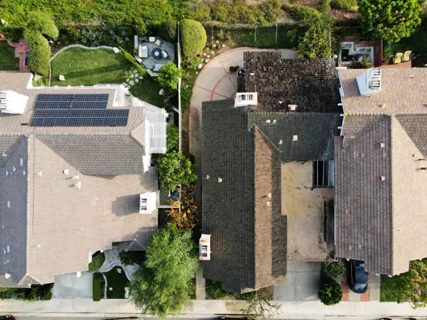 Irvine, CA 92603,8 Elderberry