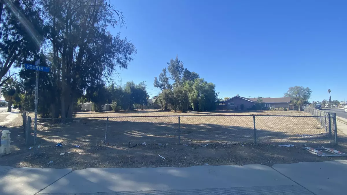 Perris, CA 92570,0 4th ST