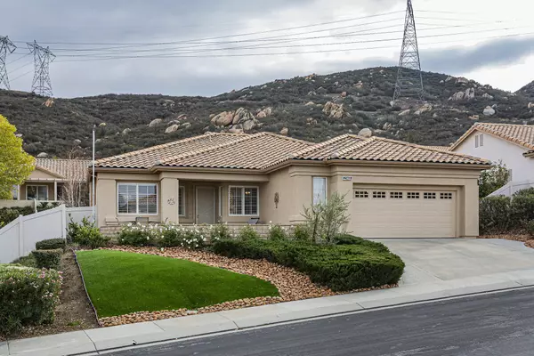 Banning, CA 92220,2148 Birdie DR