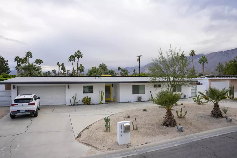 2719 E Ventura RD, Palm Springs, CA 92262