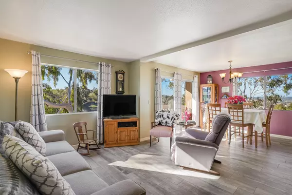 Oceanside, CA 92057,4213 La Pinata WAY #249