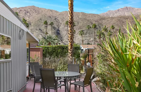 Palm Springs, CA 92264,5 Bali DR