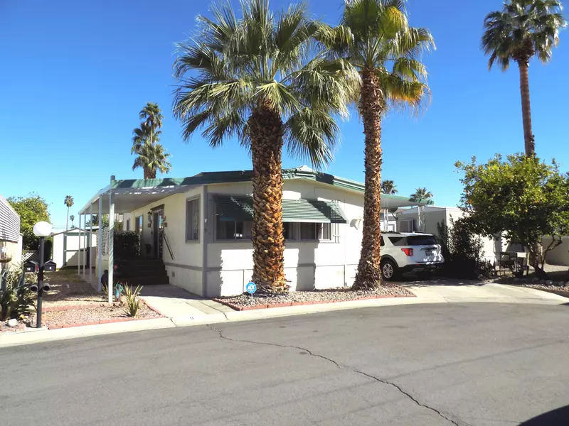 9 Oasis Place PL, Cathedral City, CA 92234