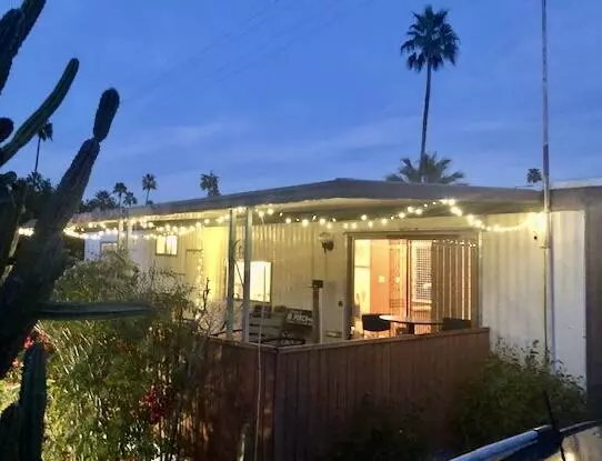 Palm Springs, CA 92264,186 E Fondulac ST