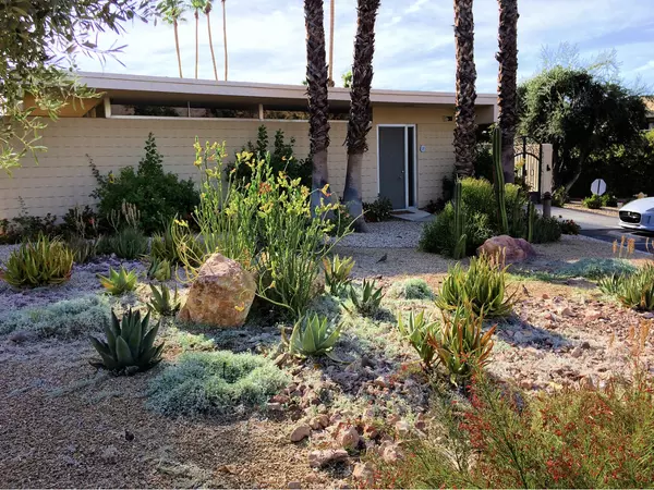 17 Desert Lakes DR, Palm Springs, CA 92264