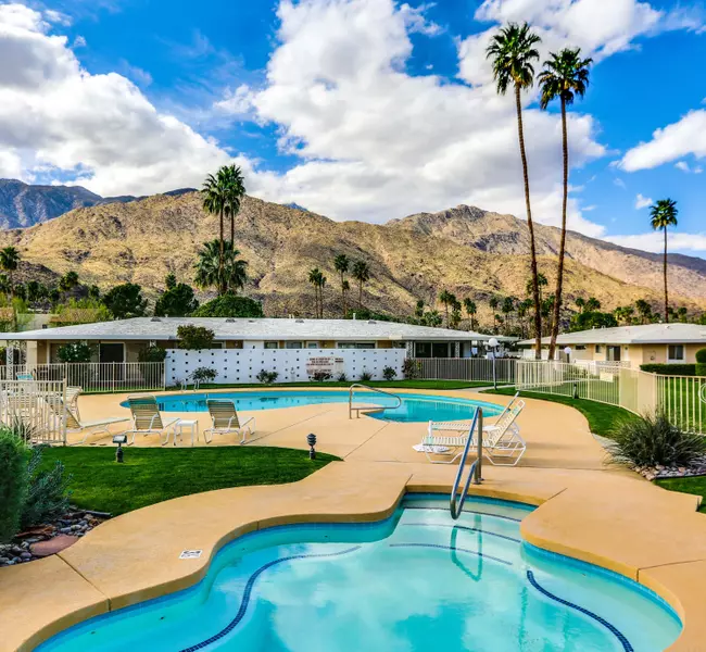 2220 S Calle Palo Fierro #19, Palm Springs, CA 92264