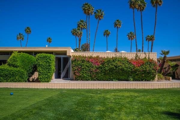 203 Desert Lakes DR, Palm Springs, CA 92264