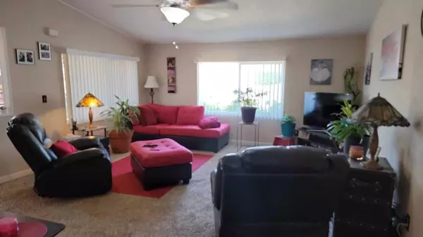 Desert Hot Springs, CA 92240,15300 Palm Drive #180