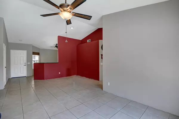 La Quinta, CA 92253,45195 Sunbrook LN