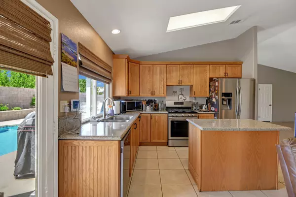 La Quinta, CA 92253,45195 Sunbrook LN