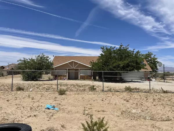 31340 Pawnee ST, Lucerne Valley, CA 92356