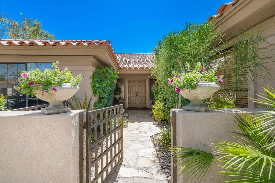 47 San Marino CIR, Rancho Mirage, CA 92270