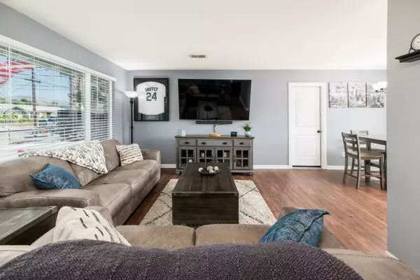 Spring Valley, CA 91977,706 Parkbrook ST