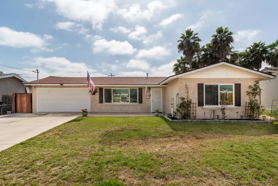 706 Parkbrook ST, Spring Valley, CA 91977