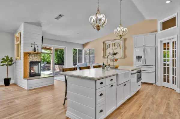 78785 Bayberry LN, La Quinta, CA 92253