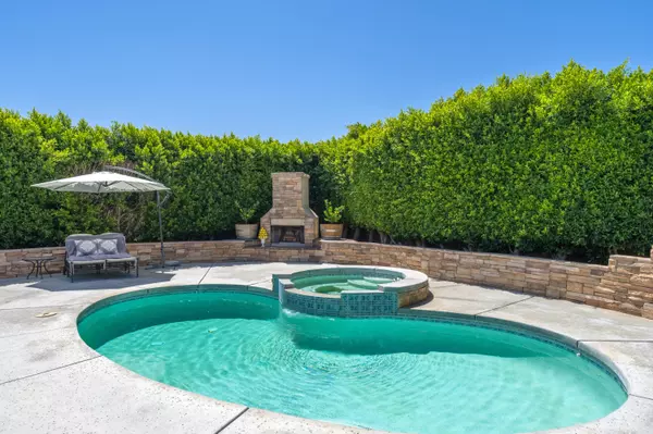 La Quinta, CA 92253,78785 Bayberry LN