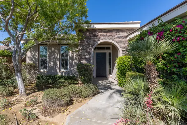 La Quinta, CA 92253,61405 Fire Barrel DR