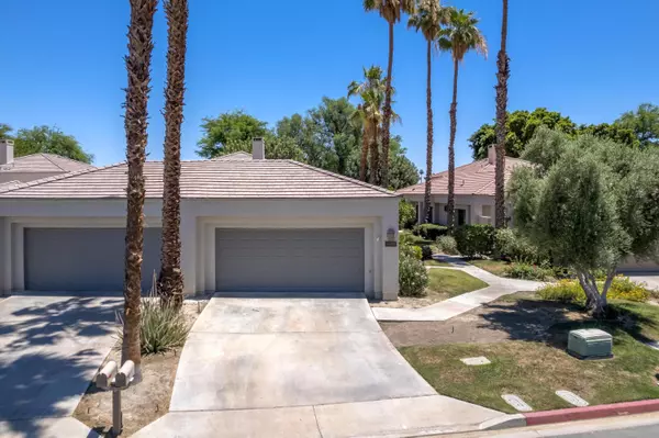 La Quinta, CA 92253,54338 Oak Tree