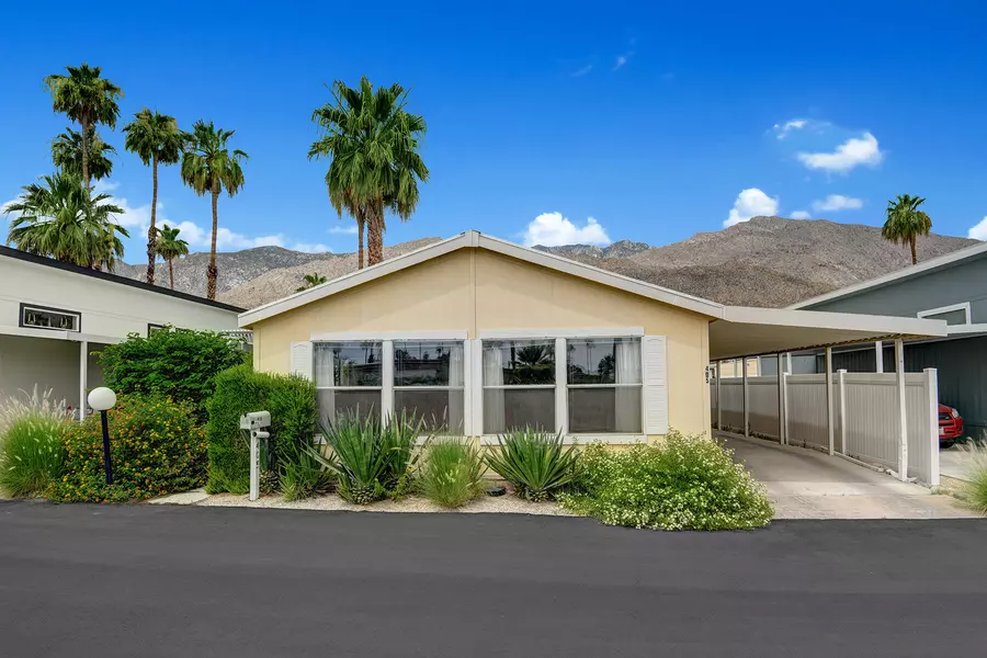 405 Ginger DR, Palm Springs, CA 92264