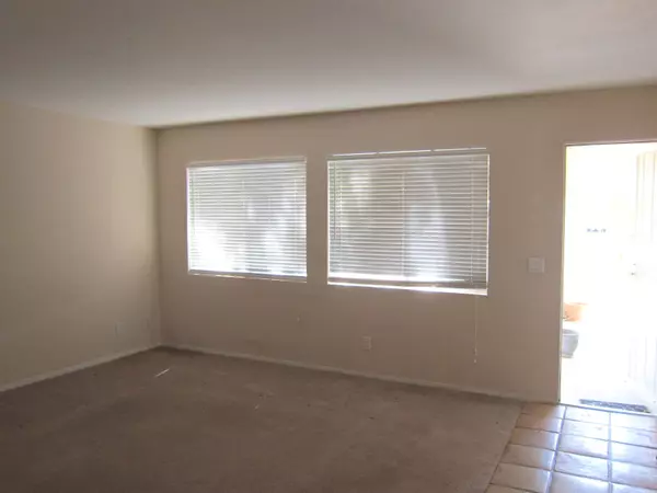La Quinta, CA 92253,53910 Avenida Herrera