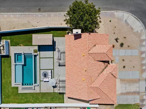 La Quinta, CA 92253,79285 Desert Crest DR