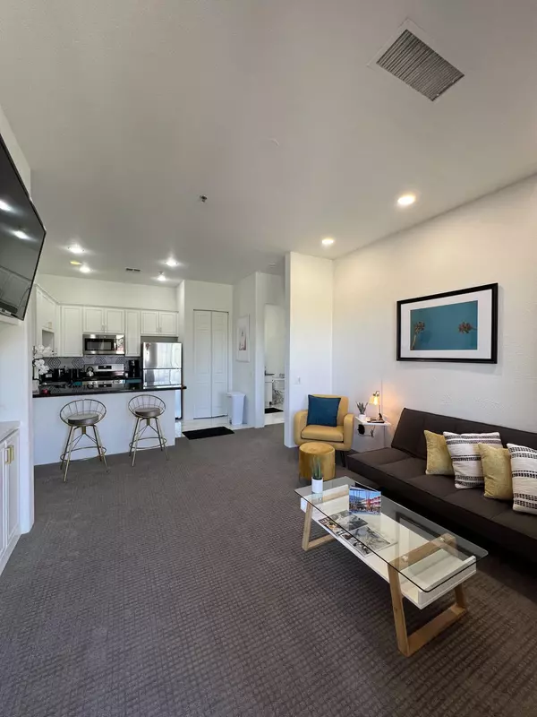 La Quinta, CA 92253,50640 Santa Rosa PLZ #6